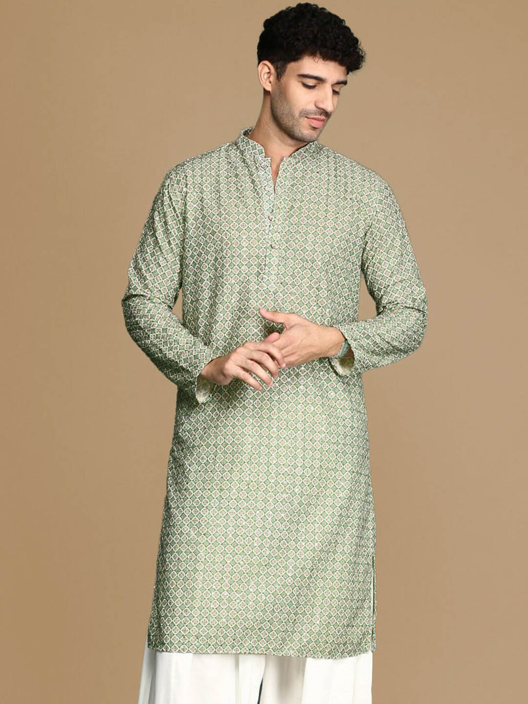 

Sanwara Printed Mandarin Collar Long Sleeves Cotton Kurta, Green