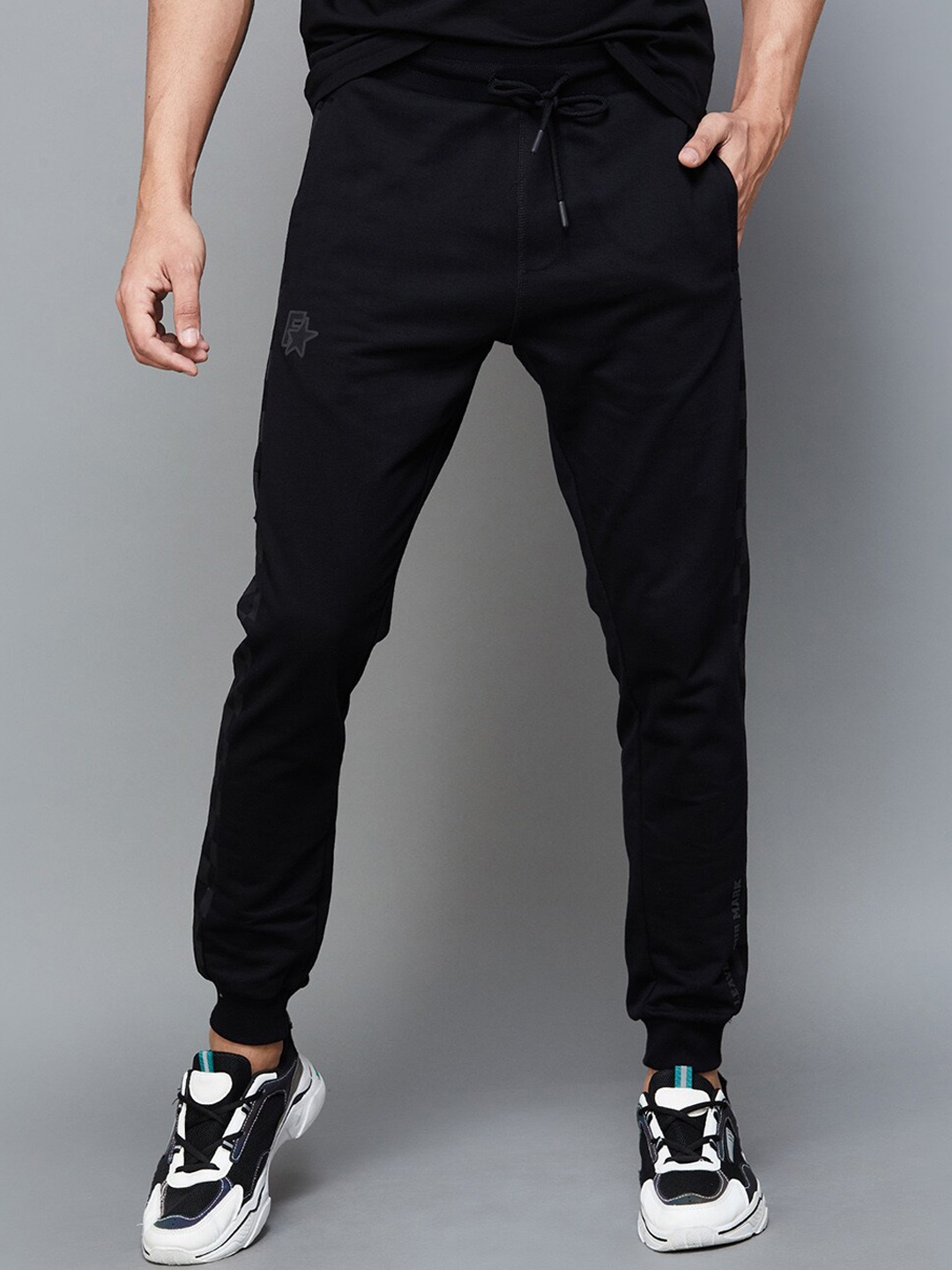 

Fame Forever by Lifestyle Men Slim-Fit Mid Rise Cotton Joggers, Black