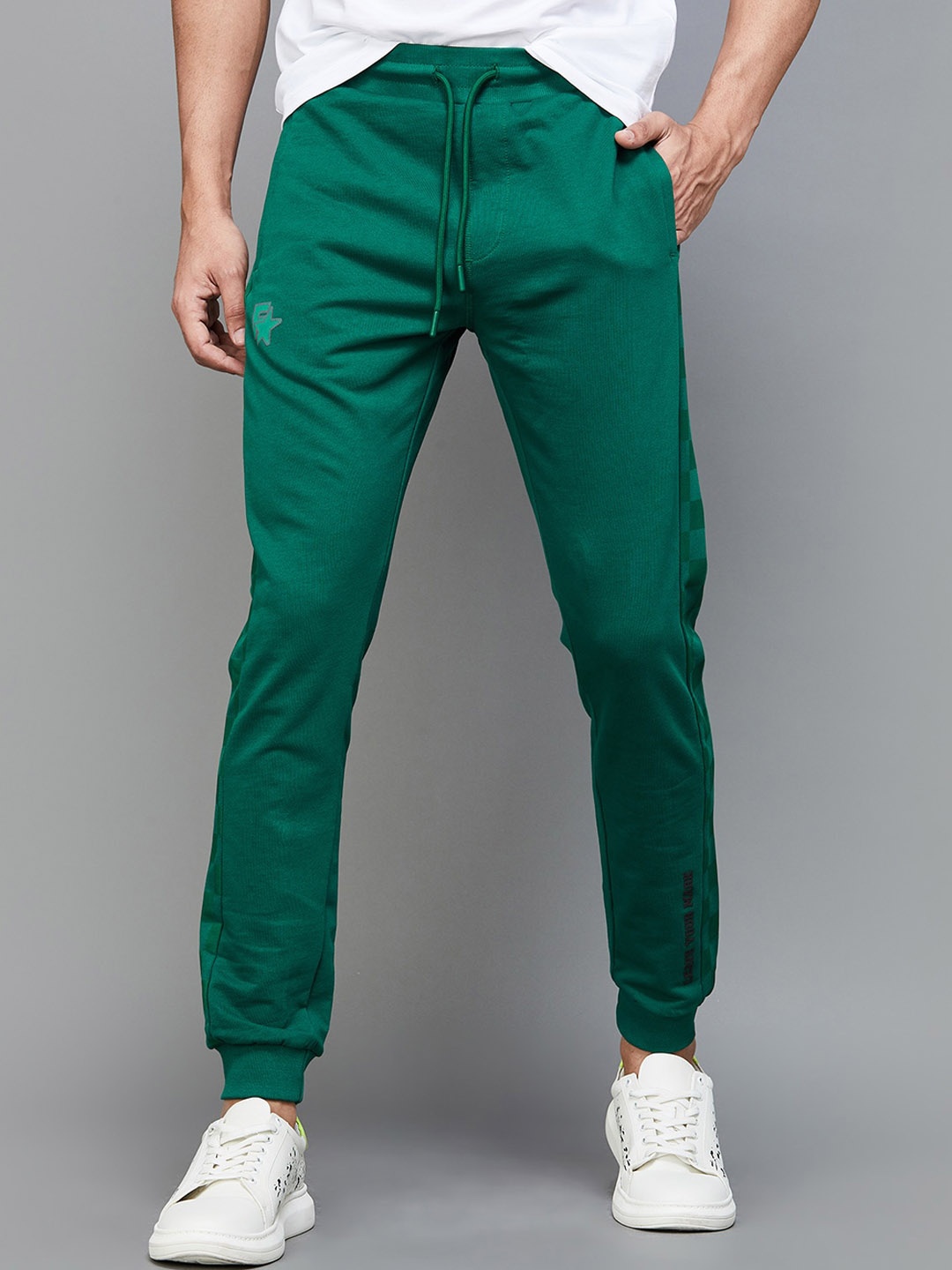 

Fame Forever by Lifestyle Men Slim-Fit Joggers, Green