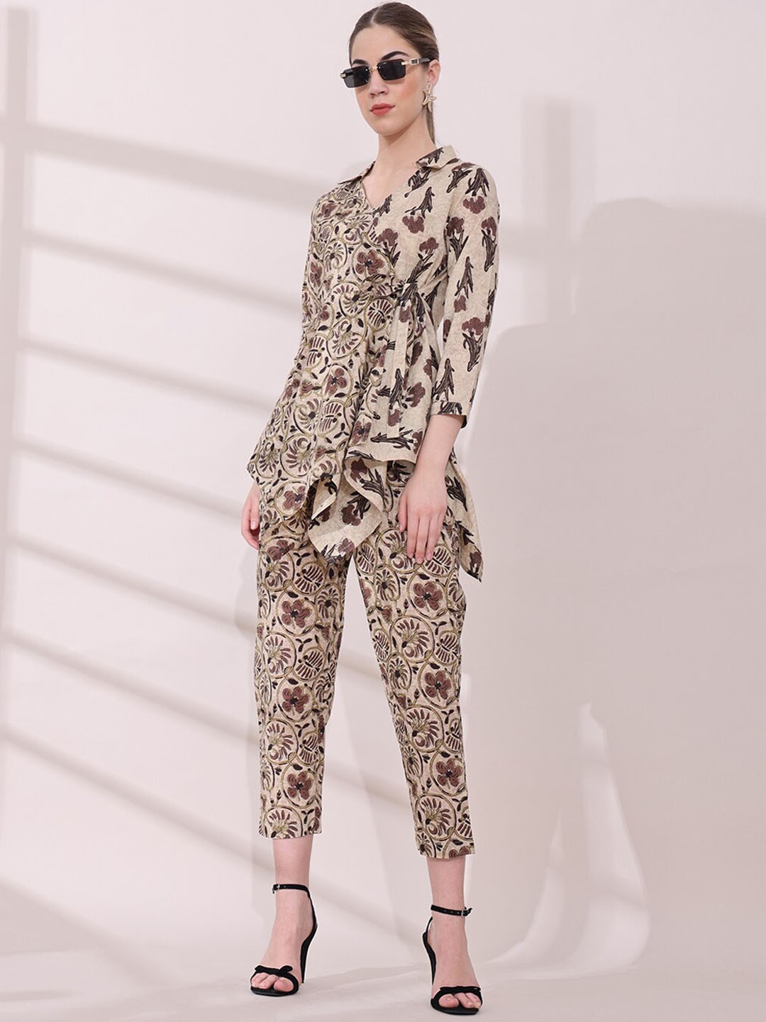 

Anouk Beige Printed Pure Cotton Tunic & Trousers Co-Ords