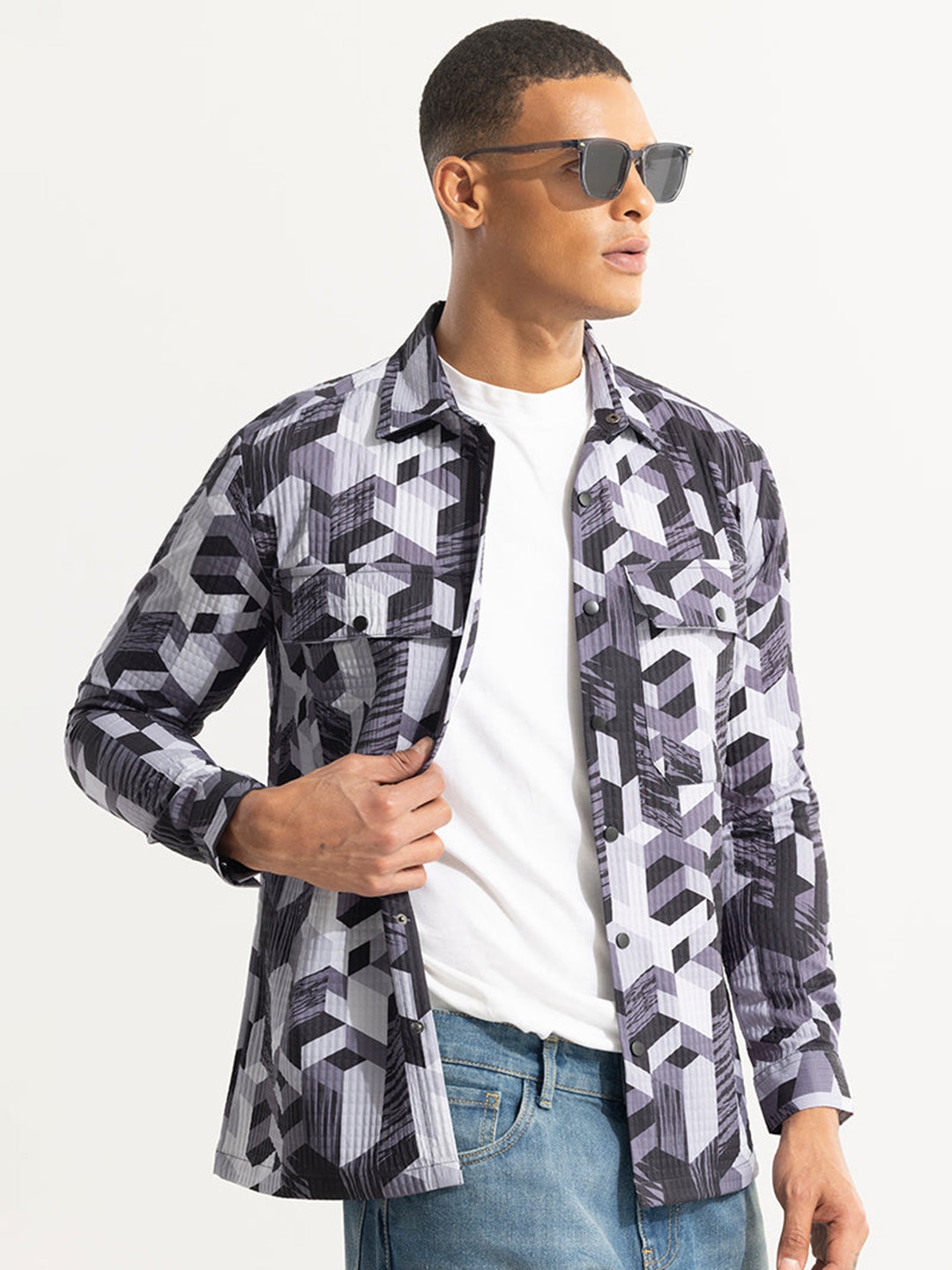 

Snitch Grey Classic Tailored Fit Geometric Printed Spread Collar Casual Shacket