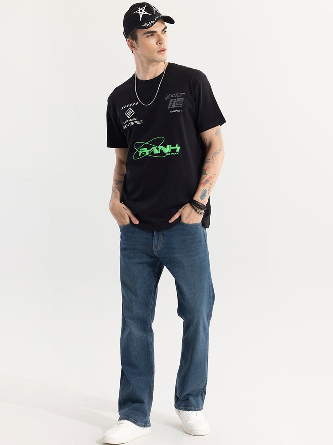 

Snitch Black Typography Printed Cotton T-shirt