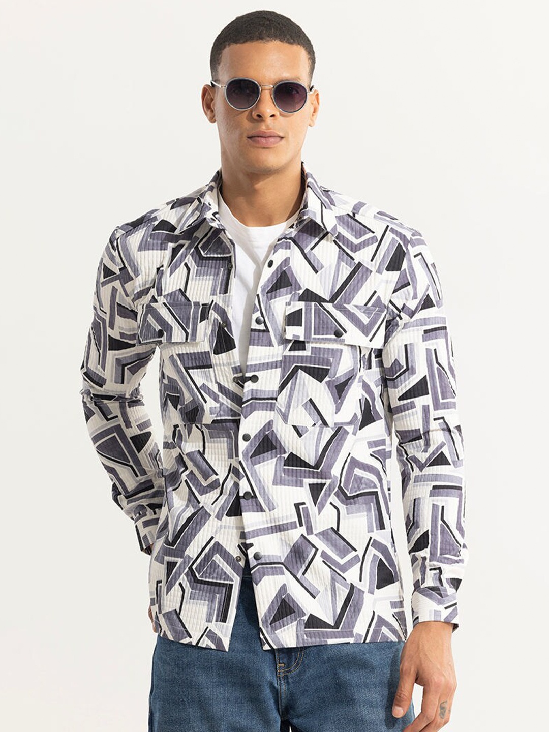 

Snitch White Classic Tailored Fit Geometric Printed Spread Collar Casual Shirt
