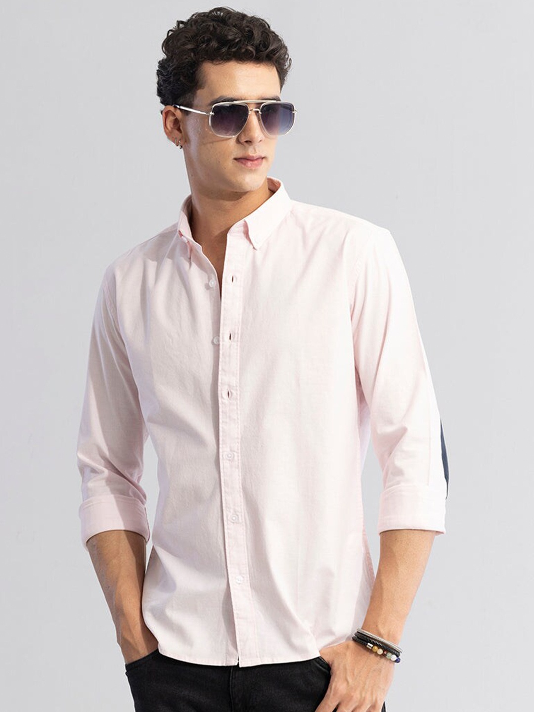 

Snitch Pink Classic Slim Fit Cotton Casual Shirt