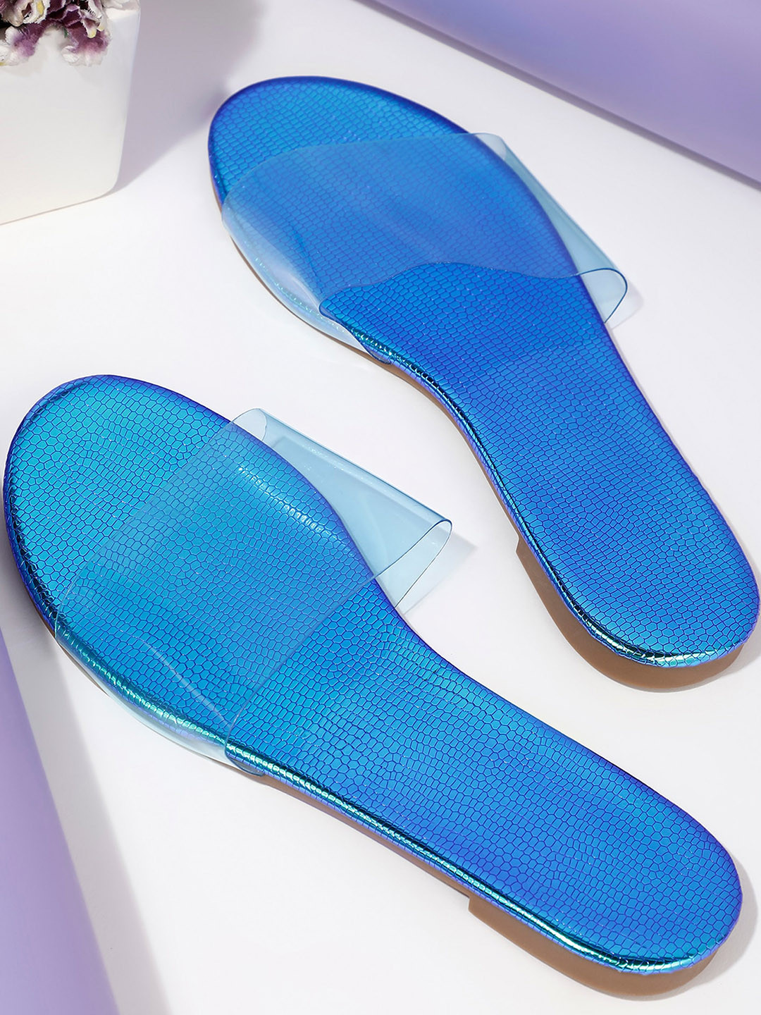 

LULU & SKY Open Toe Flats, Blue