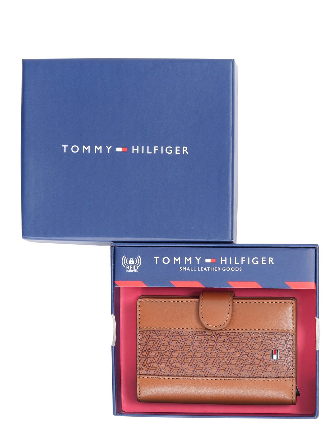 

Tommy Hilfiger Men Geometric Textured Leather Card Holder, Tan
