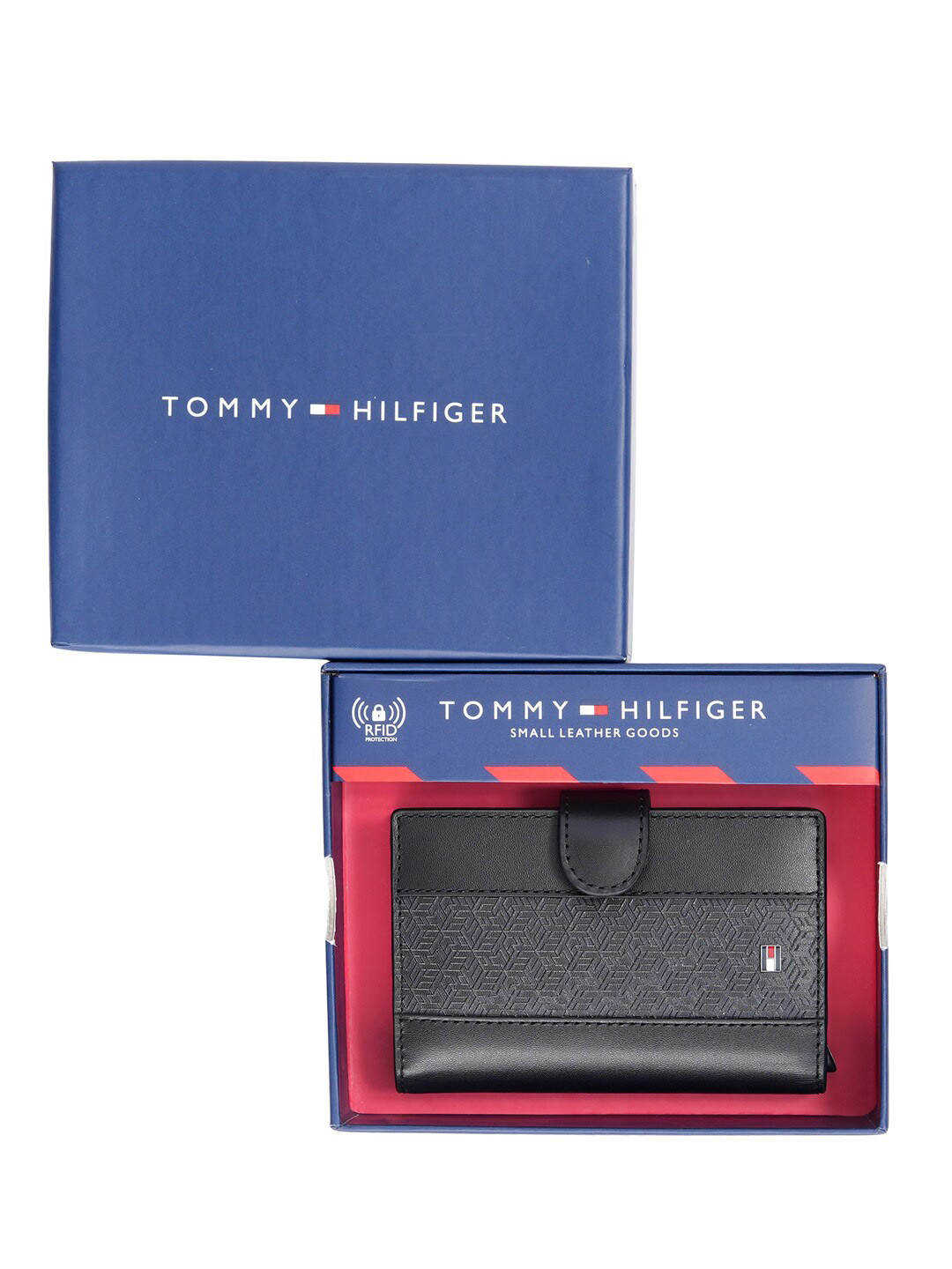 

Tommy Hilfiger Men Geometric Textured Leather Card Holder, Black