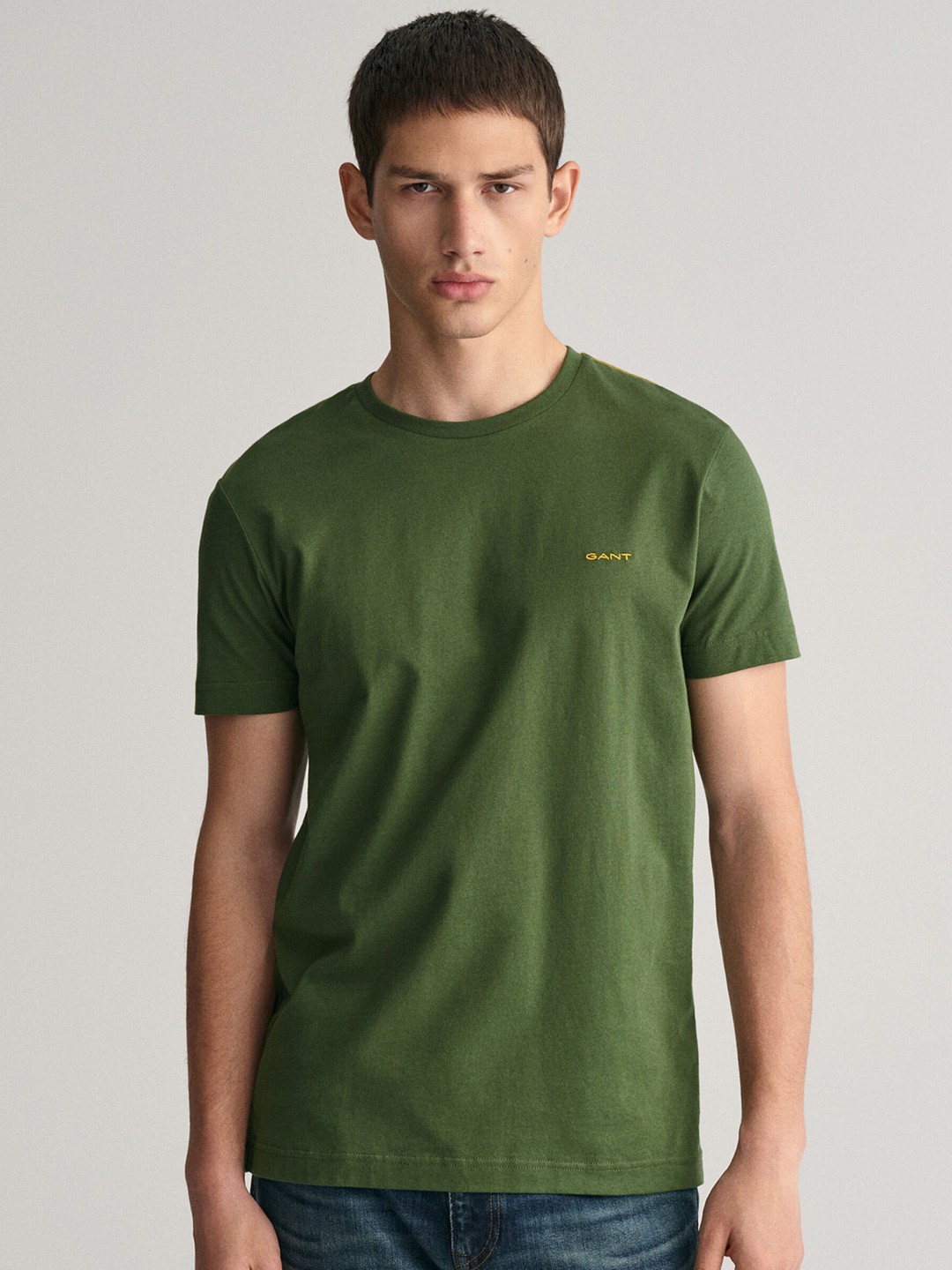 

GANT Solid Round Neck Slim Fit T-Shirt, Green