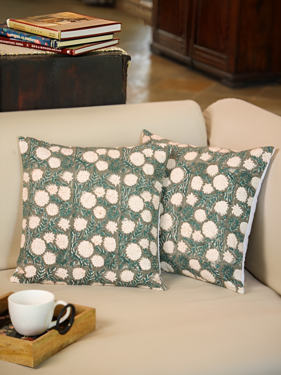 

SANSKRUTIHOMES Off White & Grey 2 Pcs Floral Square Cushion Covers