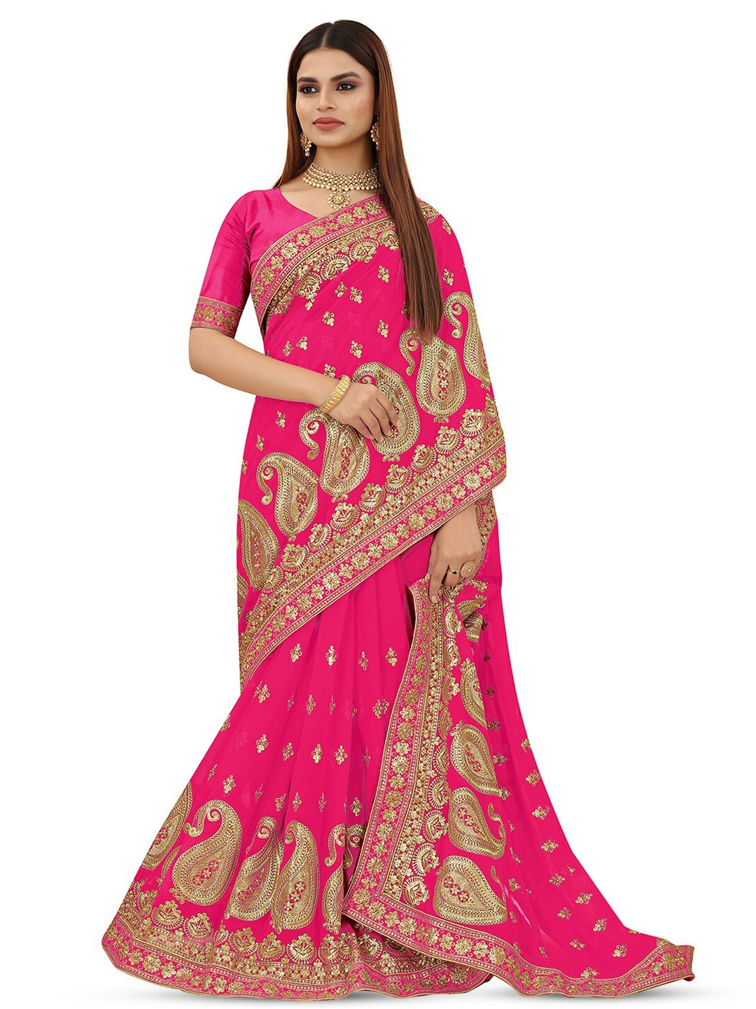 

DIVASTRI Paisley Embroidered Beads And Stones Pure Georgette Saree, Pink