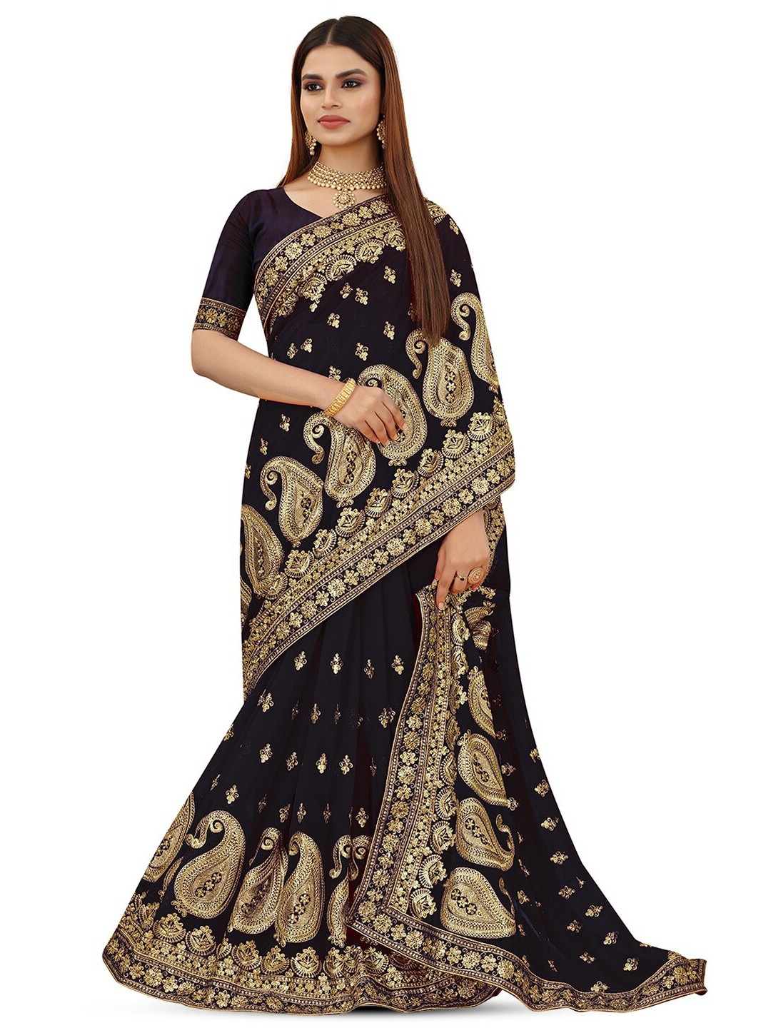 

DIVASTRI Paisley Embroidered Beads And Stones Pure Georgette Saree, Black