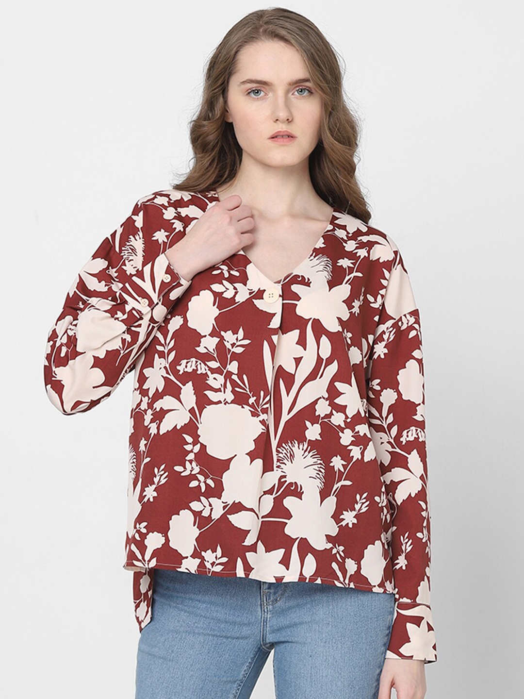 

Vero Moda Floral Print V-Neck Long Sleeves Regular Top, Beige