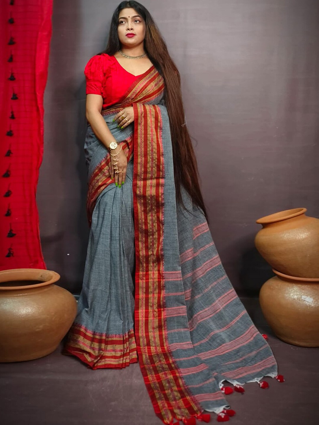 

ODETTE Zari Woven Design Saree, Grey