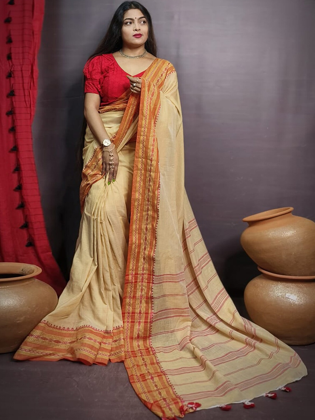 

ODETTE Woven Design Saree, Yellow