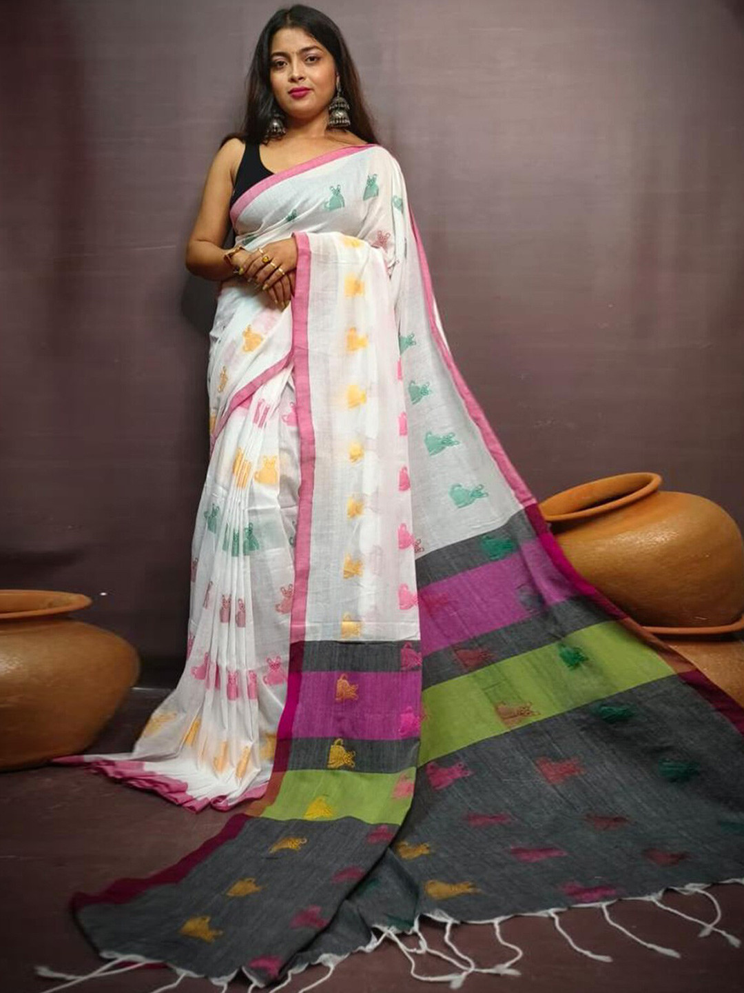 

ODETTE Abstract Woven Design Saree, White