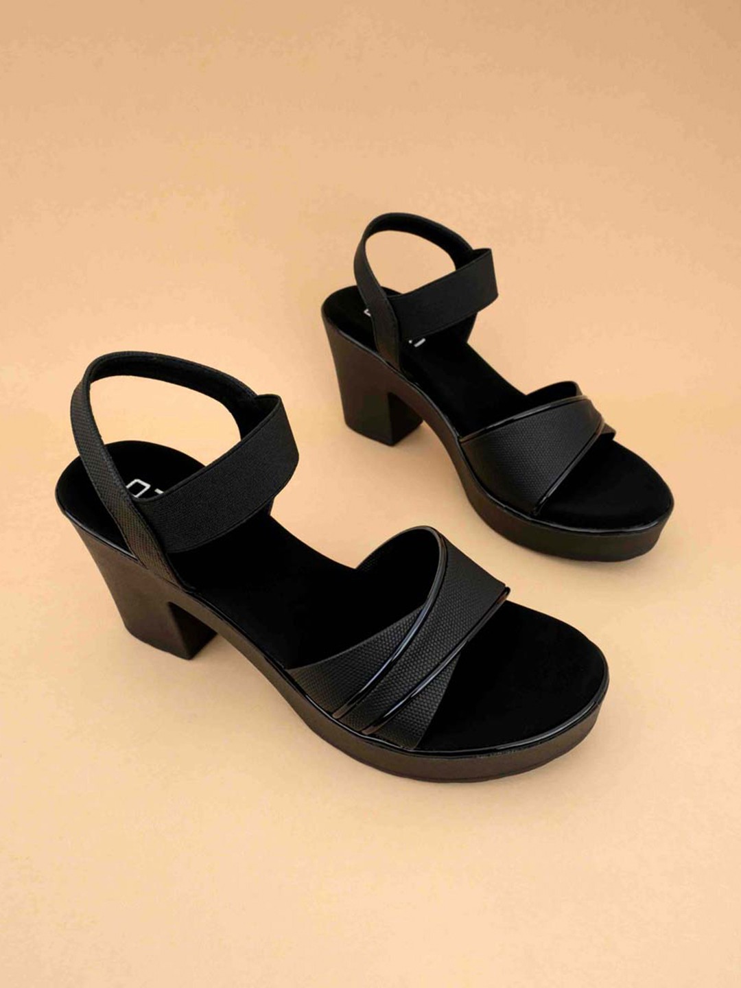 

Ozuri Textured Open Toe Block Heel Sandals, Black