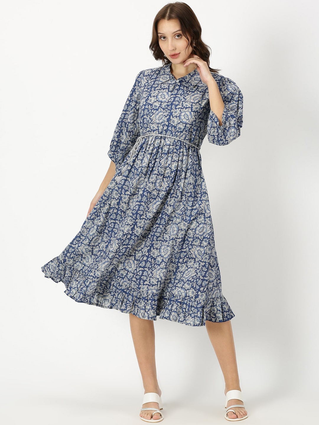 

Saffron Threads Floral Printed Puff Sleeves Fit & Flared Midi Pure Cotton Dress With Belt, Blue