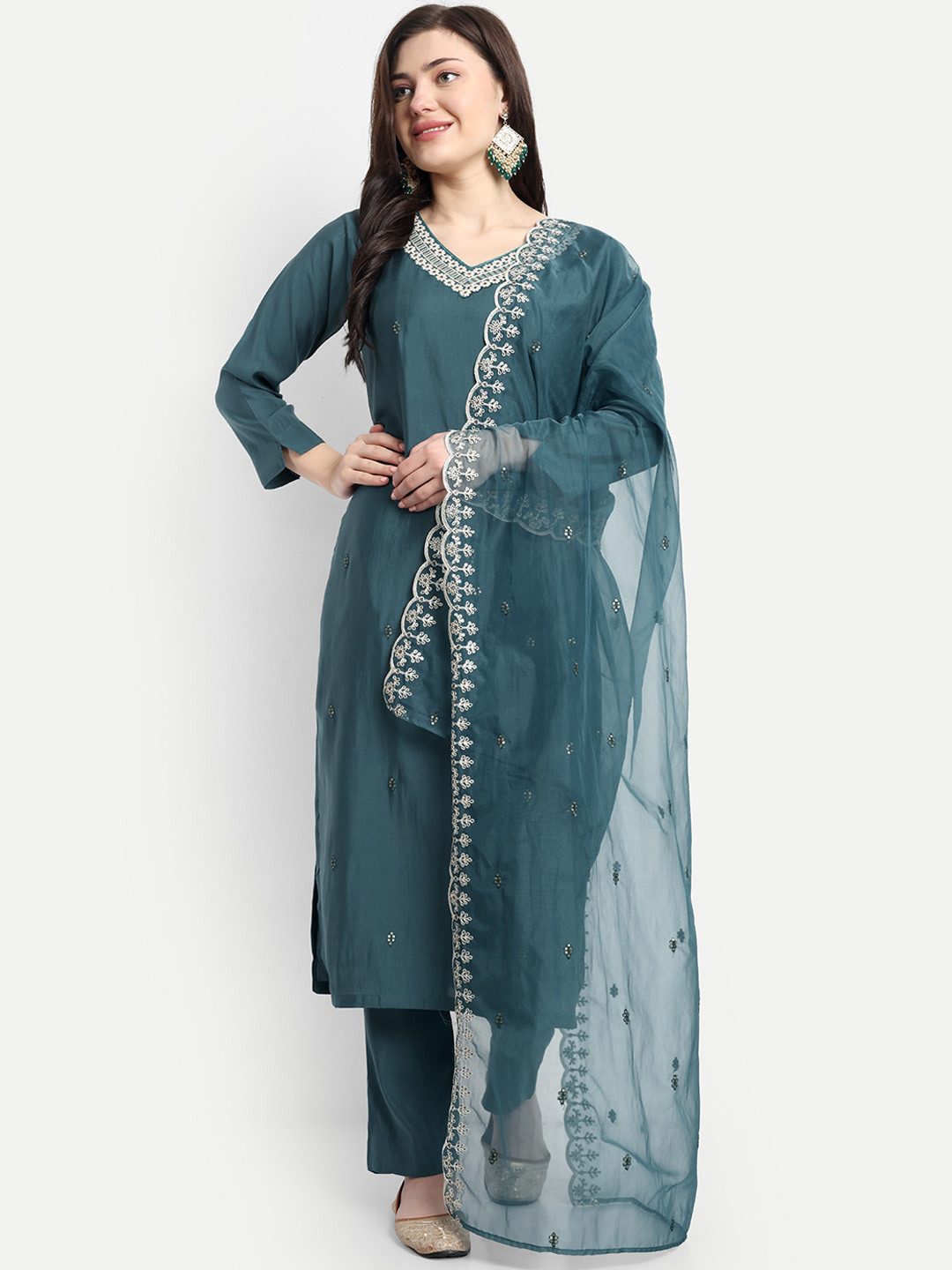 

V B SONS Floral Embroidered Sequinned Straight Kurta & Trousers With Dupatta, Green