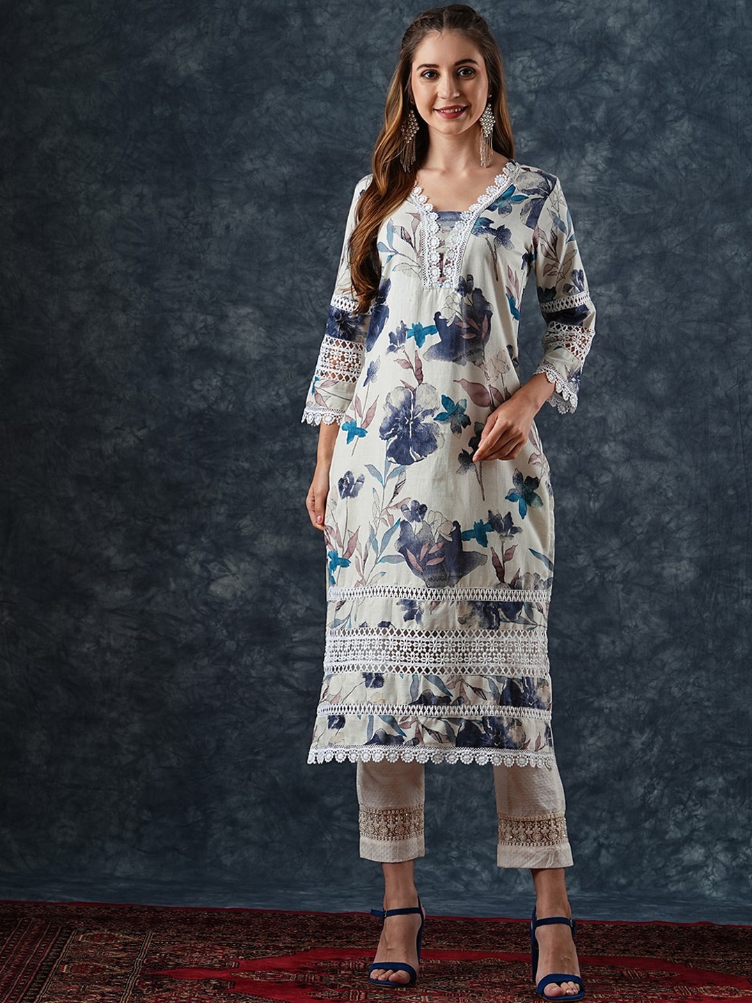 

FASHOR Women Floral Printed Lace Pure Cotton Straight Kurta, Off white