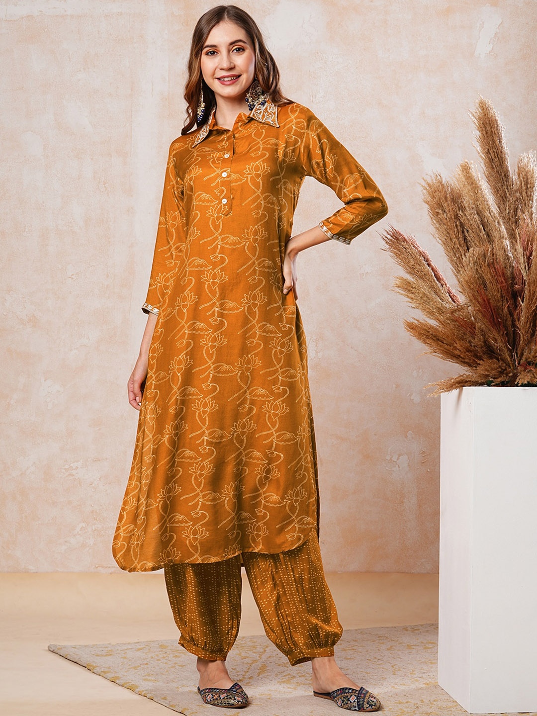

FASHOR Floral Printed Zari Pathani Kurta with Salwar, Mustard
