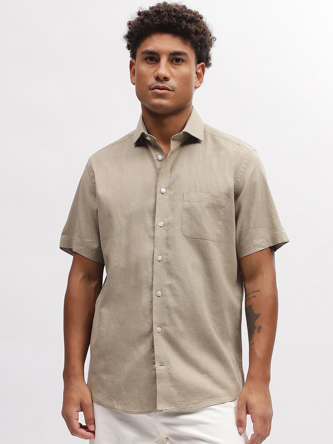 

Bruun & Stengade Spread Collar Short Sleeves Casual Shirt, Beige