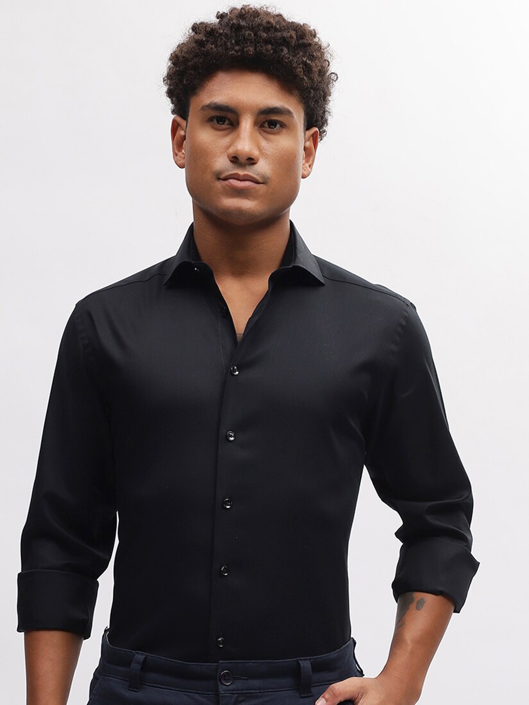 

Bruun & Stengade Slim Fit Cutaway Collar Casual Pure Cotton Shirt, Black