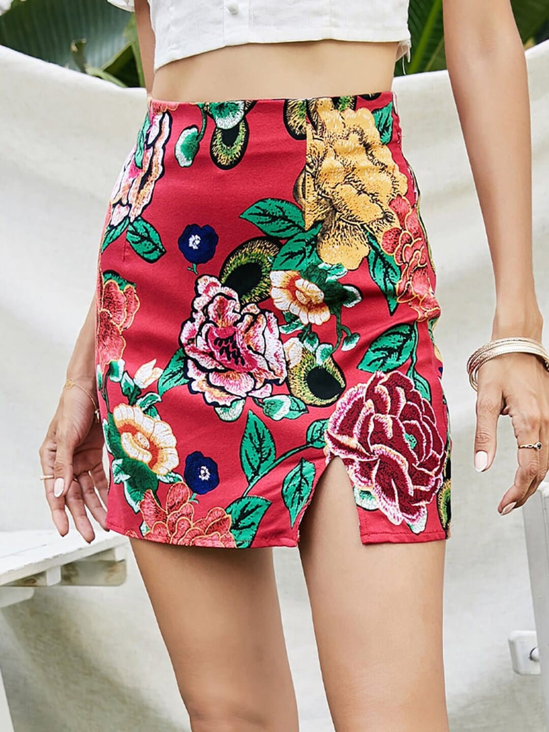 

StyleCast x Revolte Printed Pencil Mini Skirts, Red