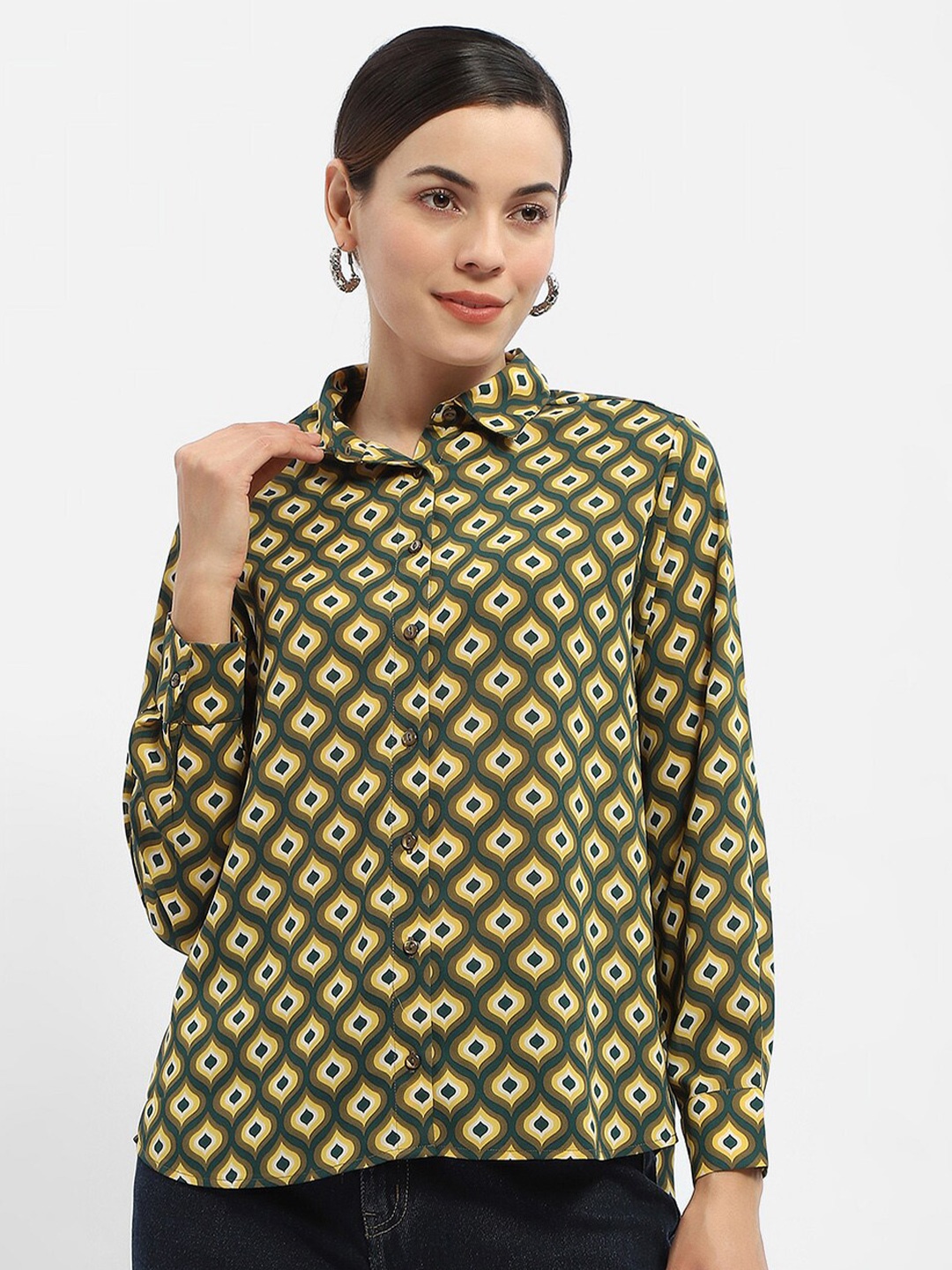 

Madame Spread Collar Geometric Printed Casual Shirt, Mustard