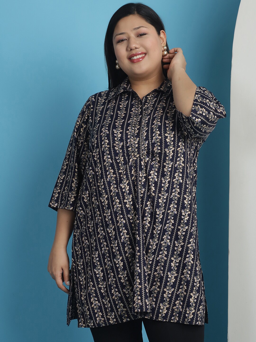 

theRebelinme Plus Size Floral Print Shirt Style Gathered Or Pleated Longline Top, Navy blue