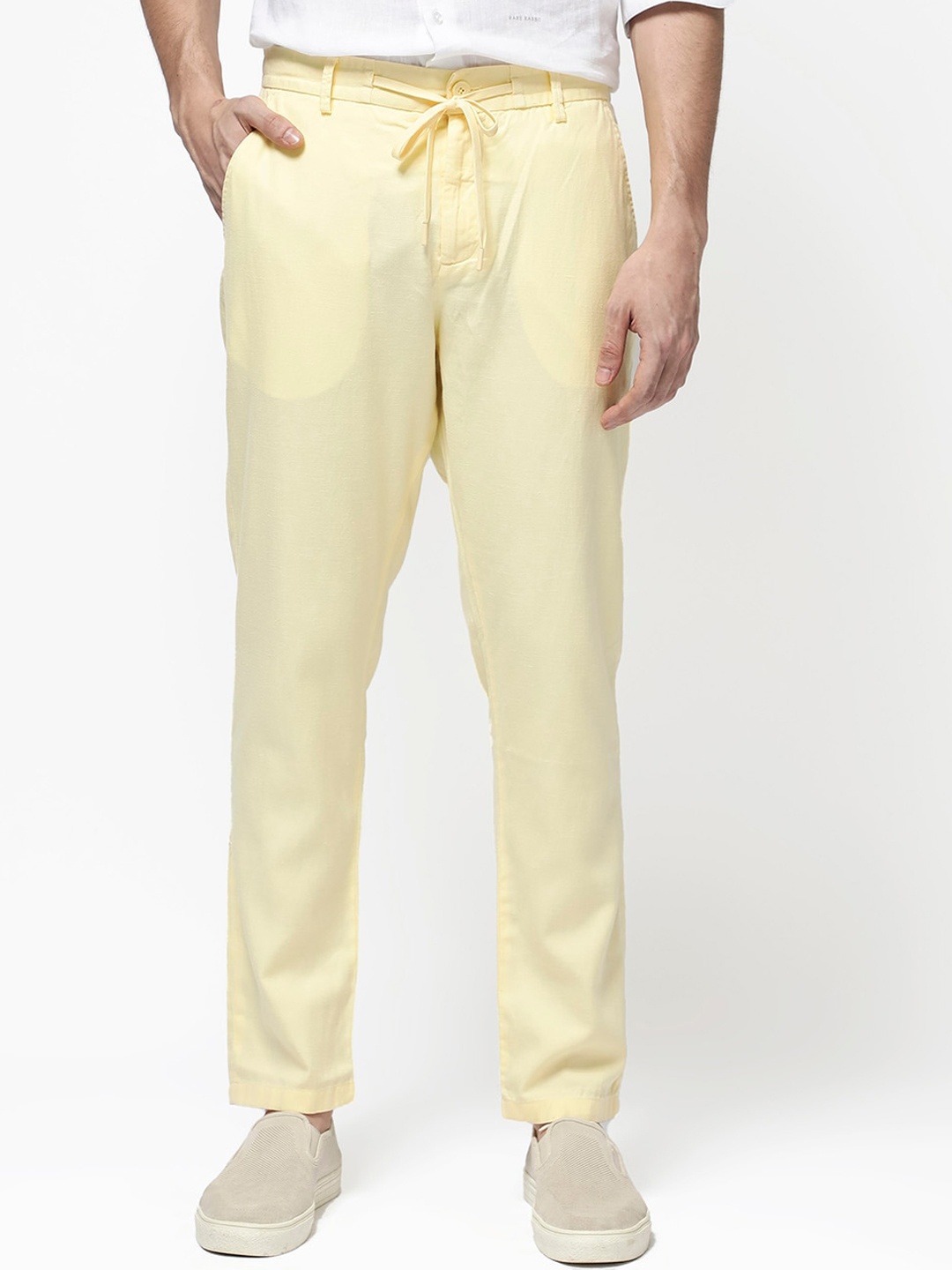

RARE RABBIT Men Reric Mid Rise Regular Fit Trouser, Yellow