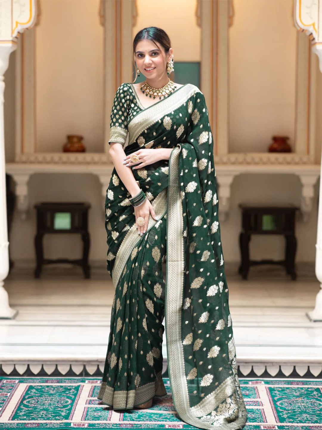 

ZILVIRA Ethnic Motifs Woven Design Zari Pure Georgette Banarasi Saree, Green