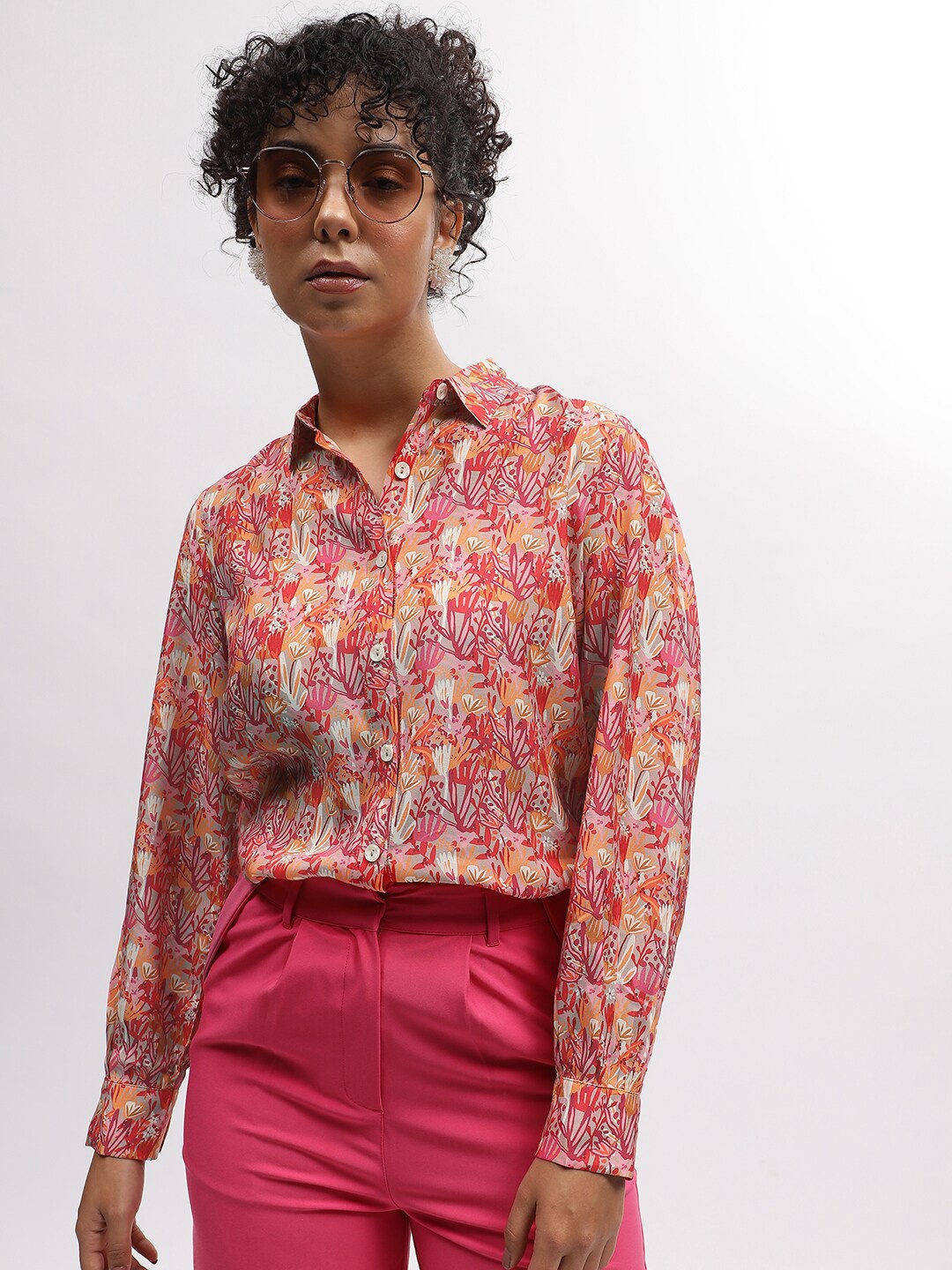 

Iconic Floral Printed Spread Collar Casual Shirt, Beige