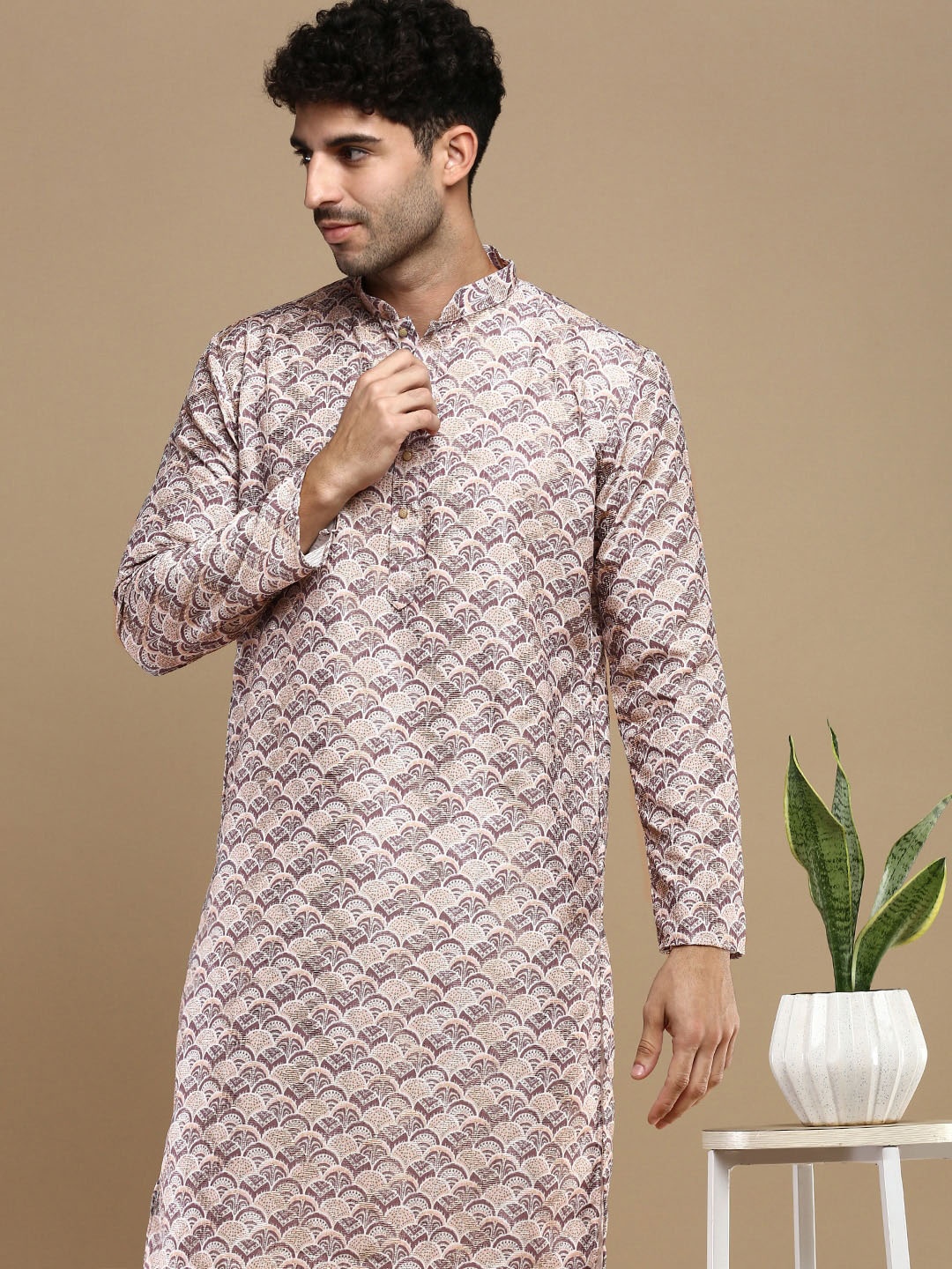 

Anouk Brown Abstract Printed Zari Mandarin Collar Cotton Straight Kurta