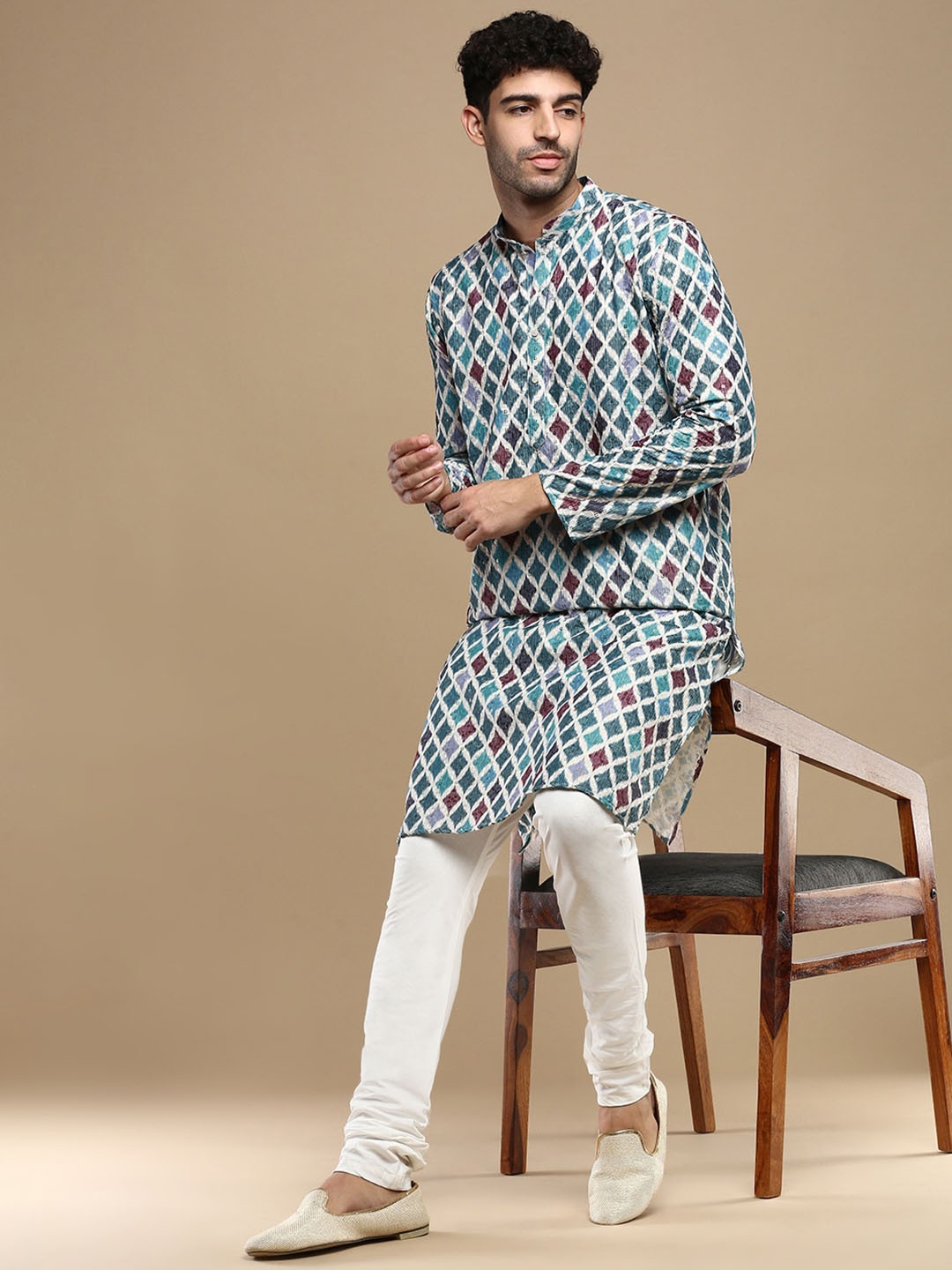 

Anouk Teal Green Geometric Printed Sequinned Mandarin Collar Cotton Straight Kurta
