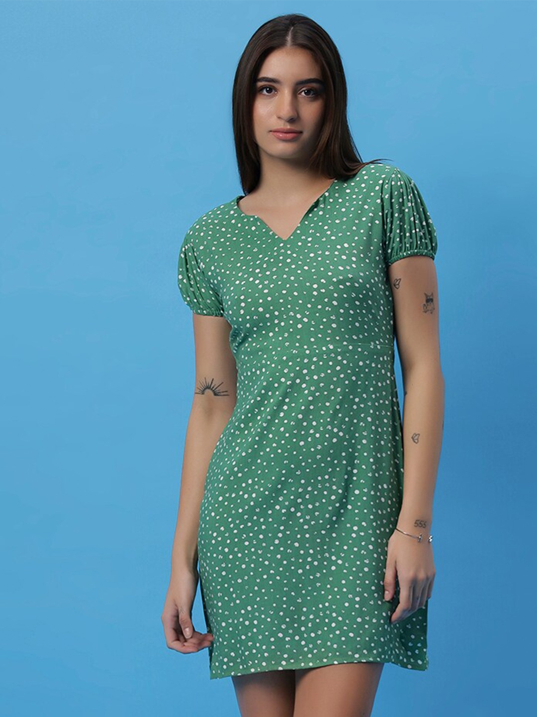 

DressBerry Animal Printed Notched Neck Straight Sheath Mini Dress, Green
