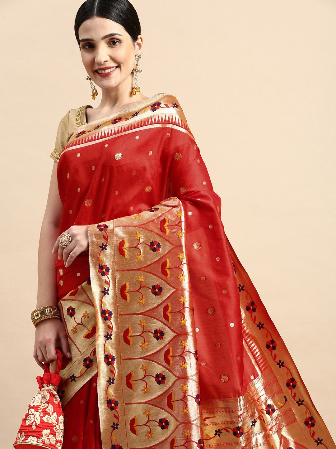 

PATLIPALLU Floral Woven Design Zari Paithani Saree, Red