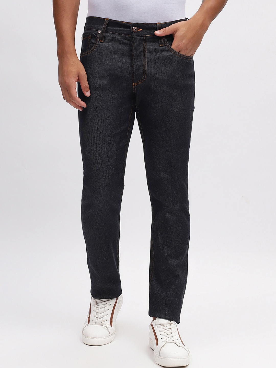 

LINDBERGH Men Tapered Fit Mid-Rise Light Fade Stretchable Jeans, Blue