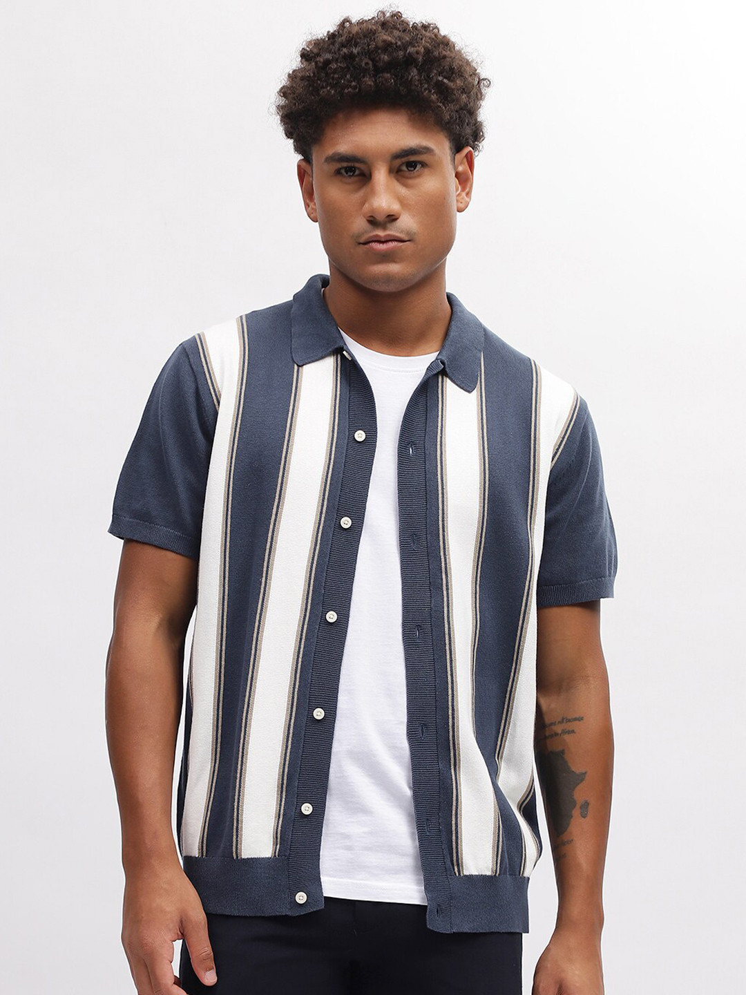

LINDBERGH Striped Spread Collar Short Sleeves Cotton Casual Shirt, Blue