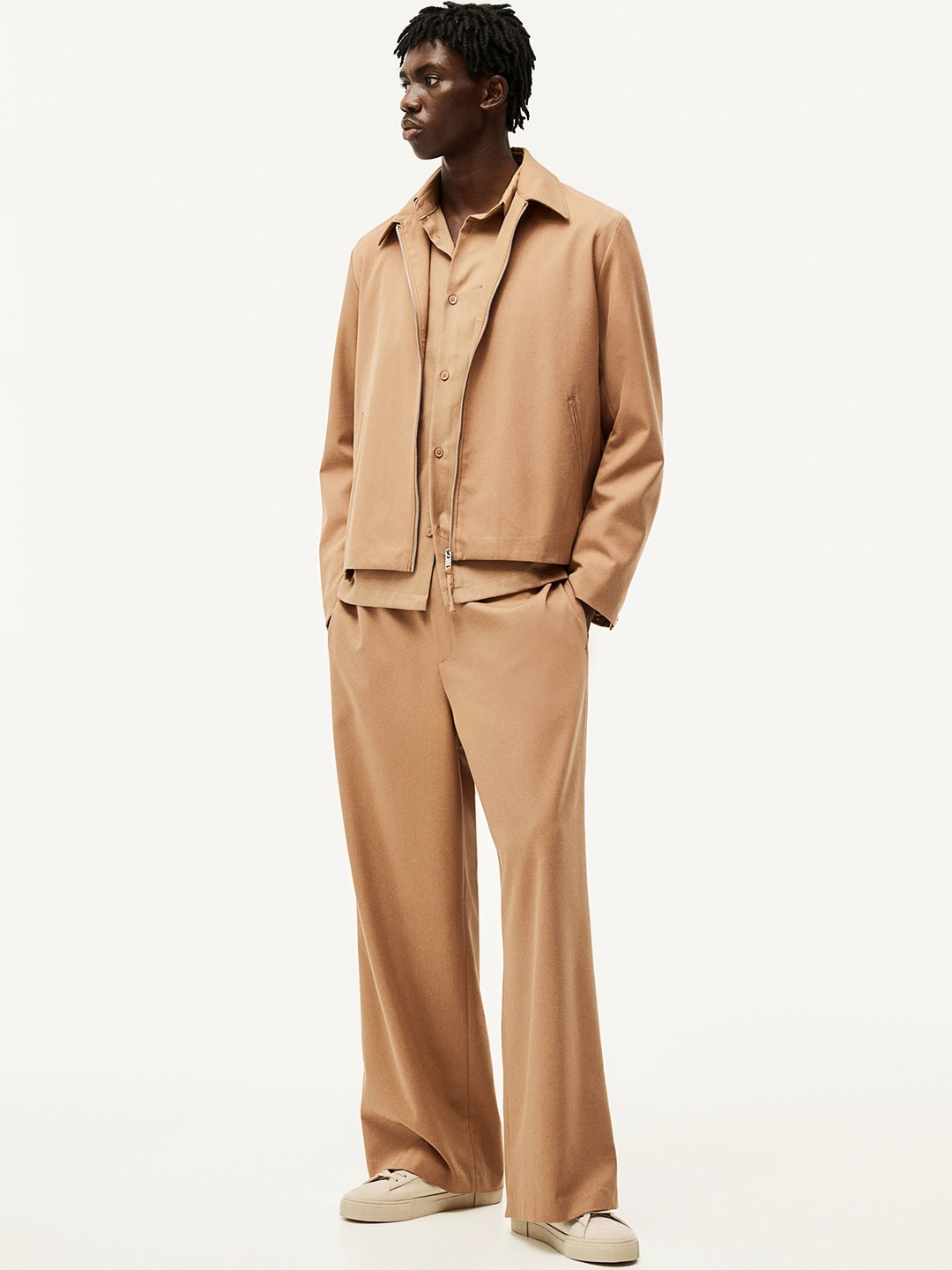 

H&M Men Loose Fit Twill Joggers, Brown