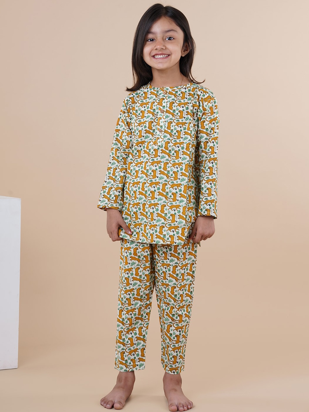 

SPARSA Kids Printed Pure Cotton Night Suit, Off white