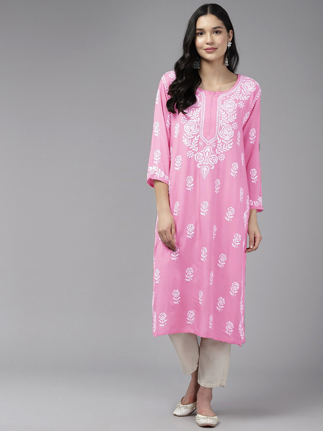 

ADA Floral Embroidered Round Neck Lucknowi Chikankari Straight Kurta, Pink