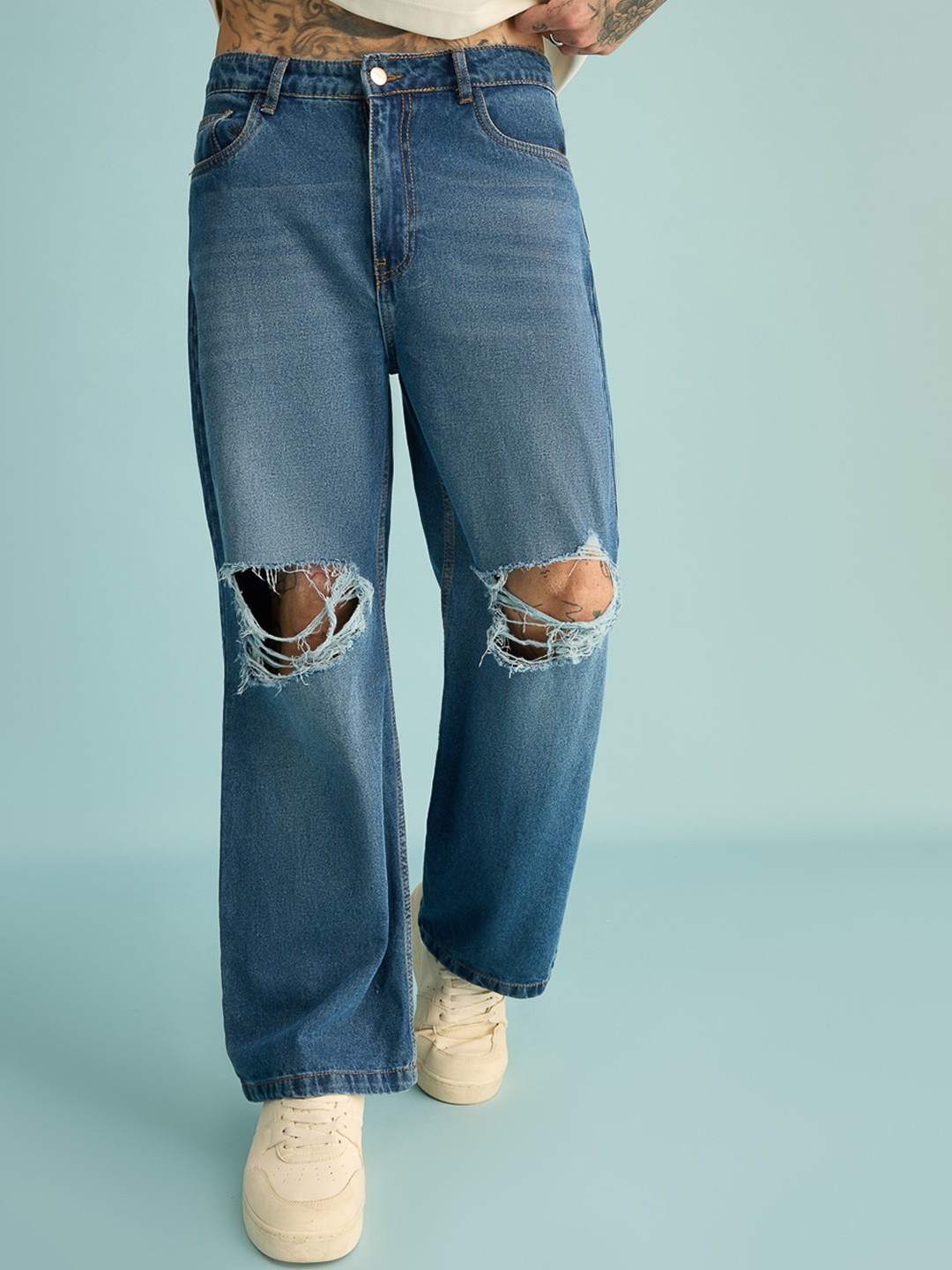 

FREAKINS Men Wide Leg High-Rise Slash Knee Light Fade Pure Cotton Jeans, Blue