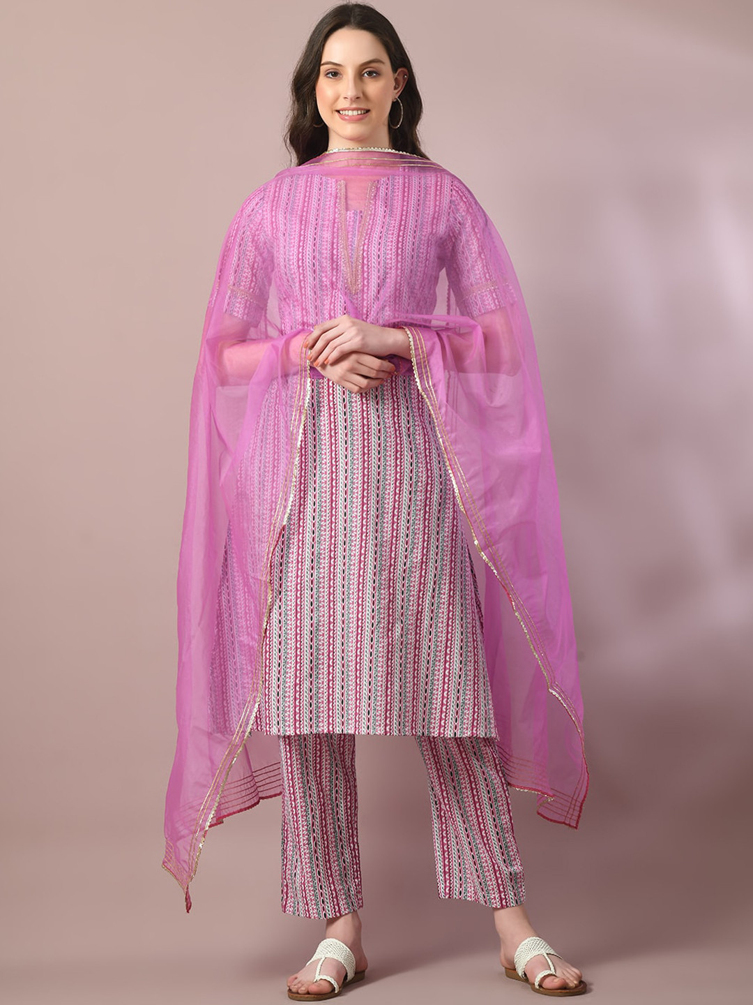 

Myshka Women Ethnic Motifs Printed Regular Pure Cotton Kurta with Trousers & With Dupatta, Pink