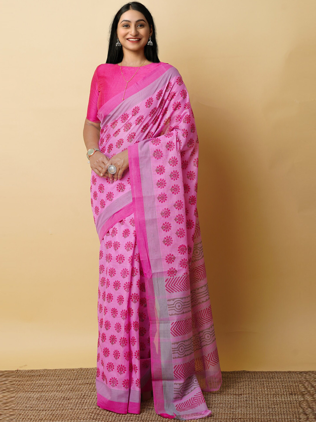 

Unnati Silks Ethnic Motifs Pure Cotton Handloom Mangalagiri Saree, Pink