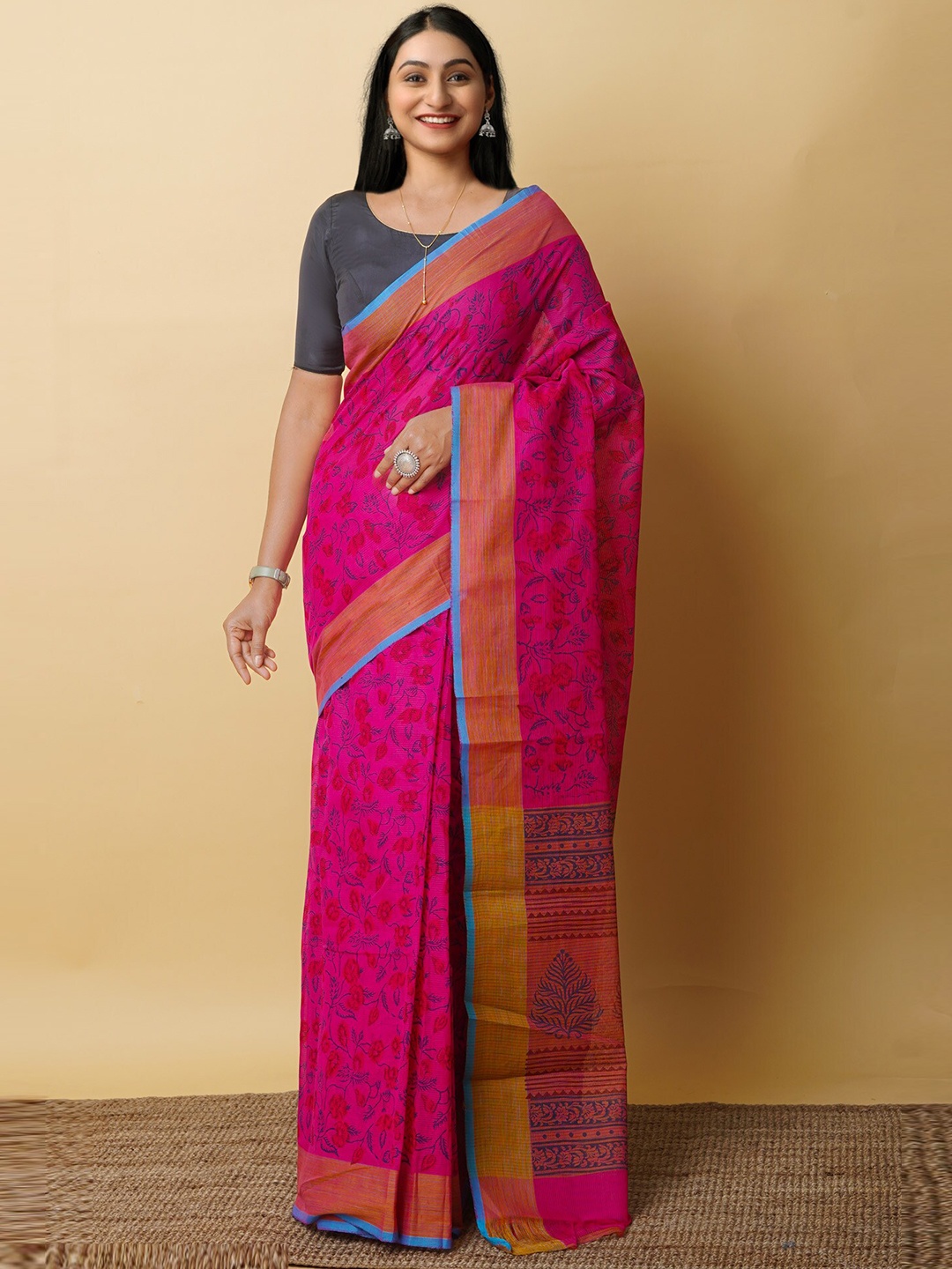 

Unnati Silks Ethnic Motifs Pure Cotton Handloom Mangalagiri Saree, Pink