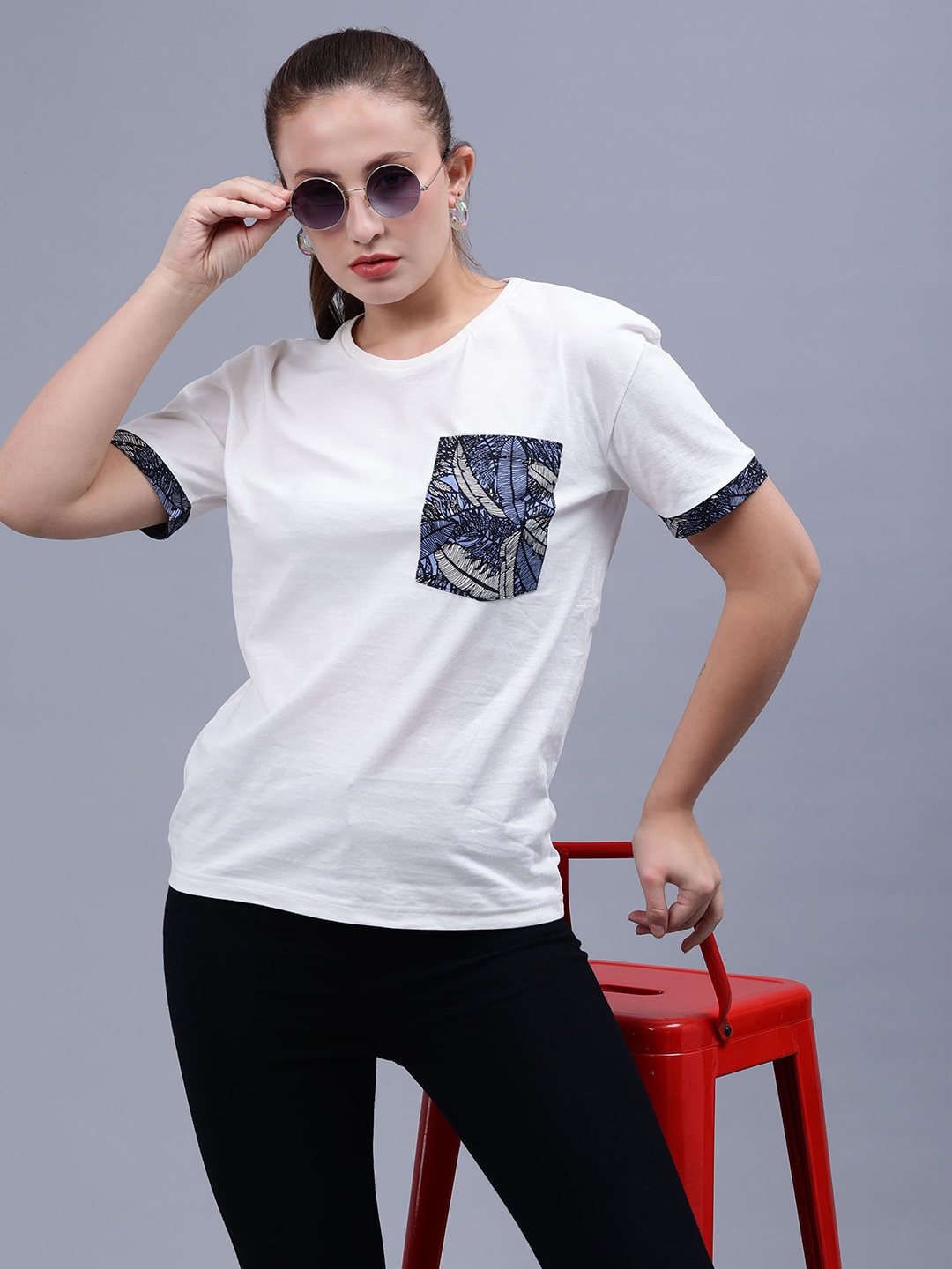 

Pritla Printed Pocket & Cuff Round Neck Short Sleeves T-shirt, White