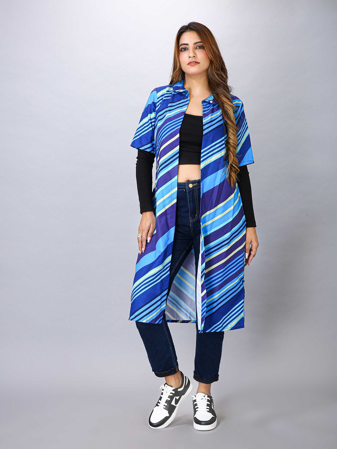 

MAIYEE Striped Short Sleeves Longline Open Front Shrug, Blue