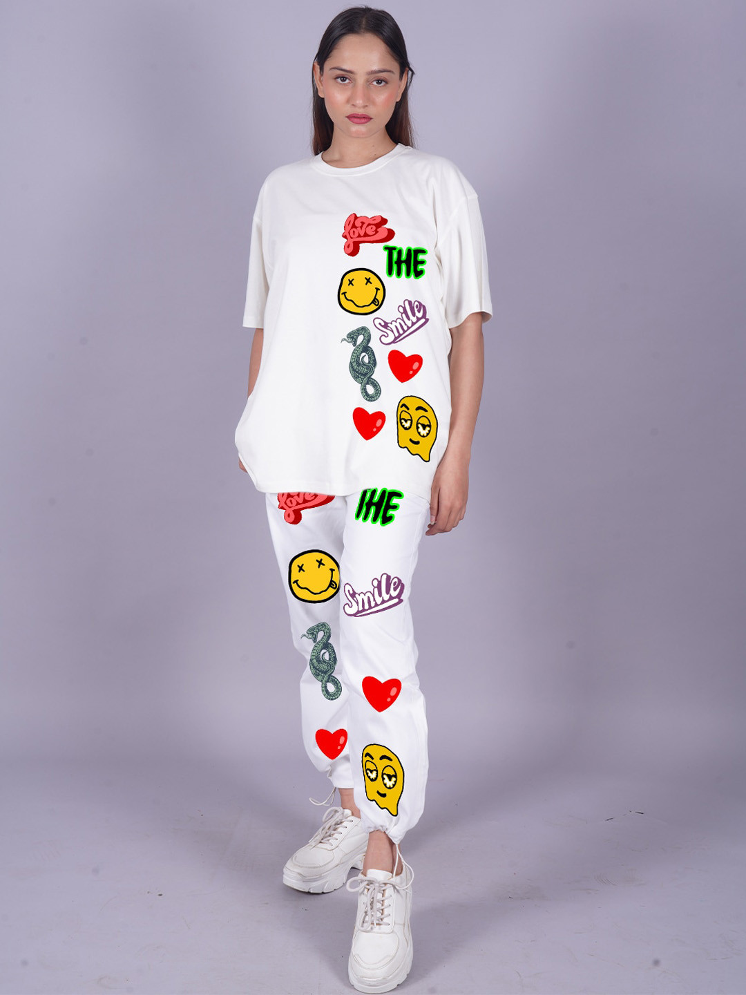 

VYVE Printed Oversized Pure Cotton T-shirt With Joggers Co-Ords, White
