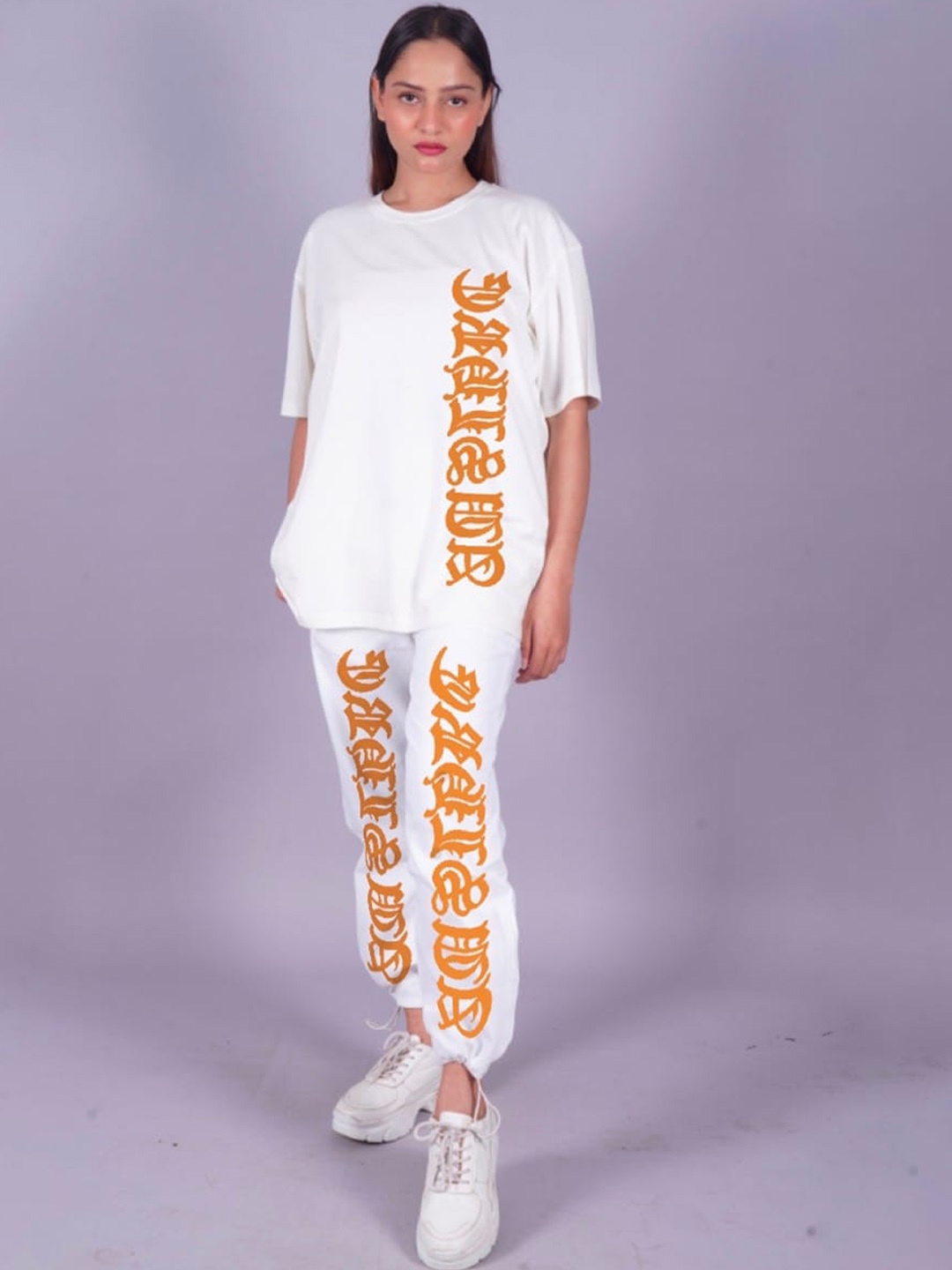 

VYVE Printed T-Shirt & Joggers Co-Ords, White