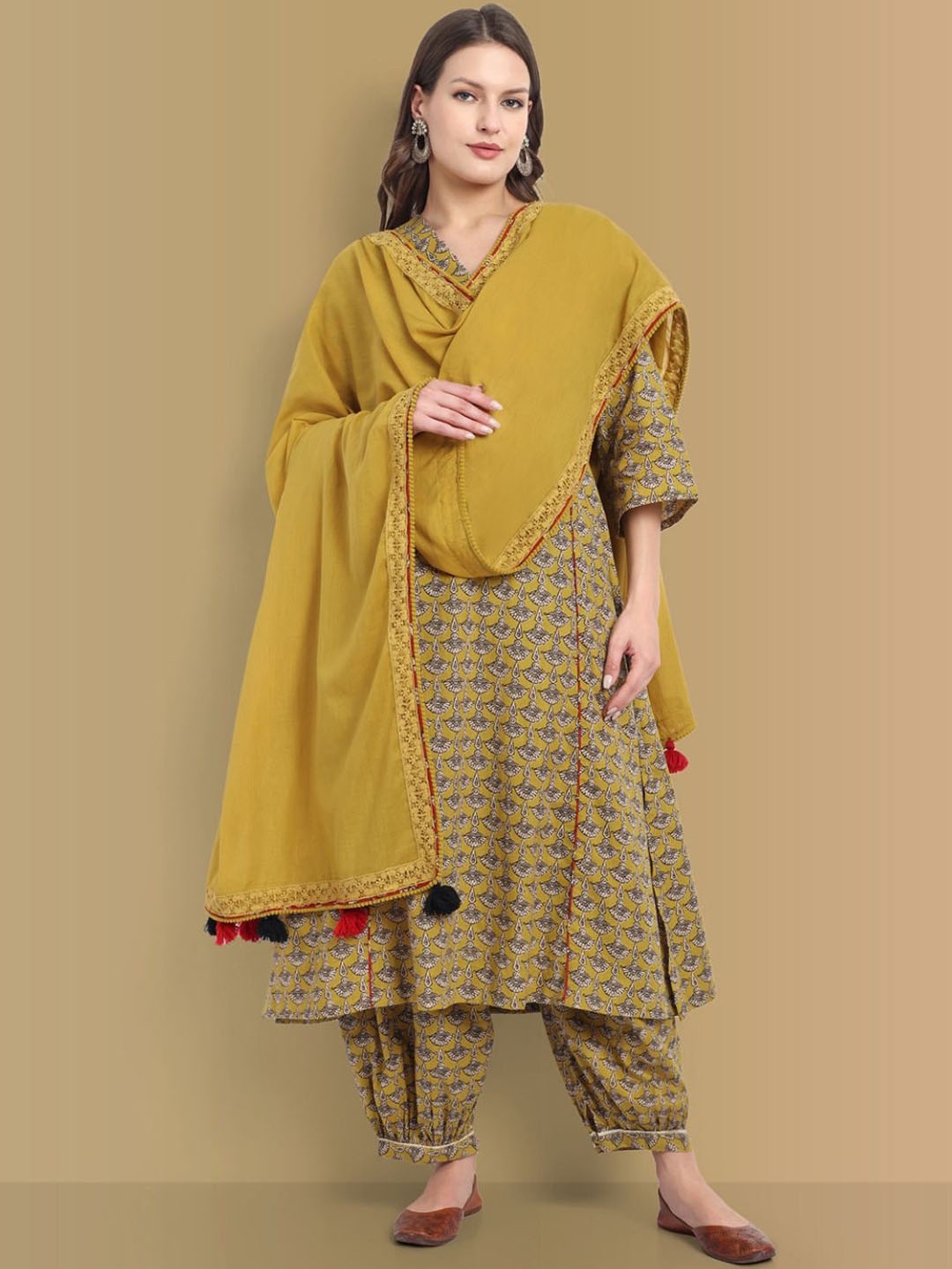 

Mera Rang Floral Printed Pure Cotton Kurta With Salwar, Mustard